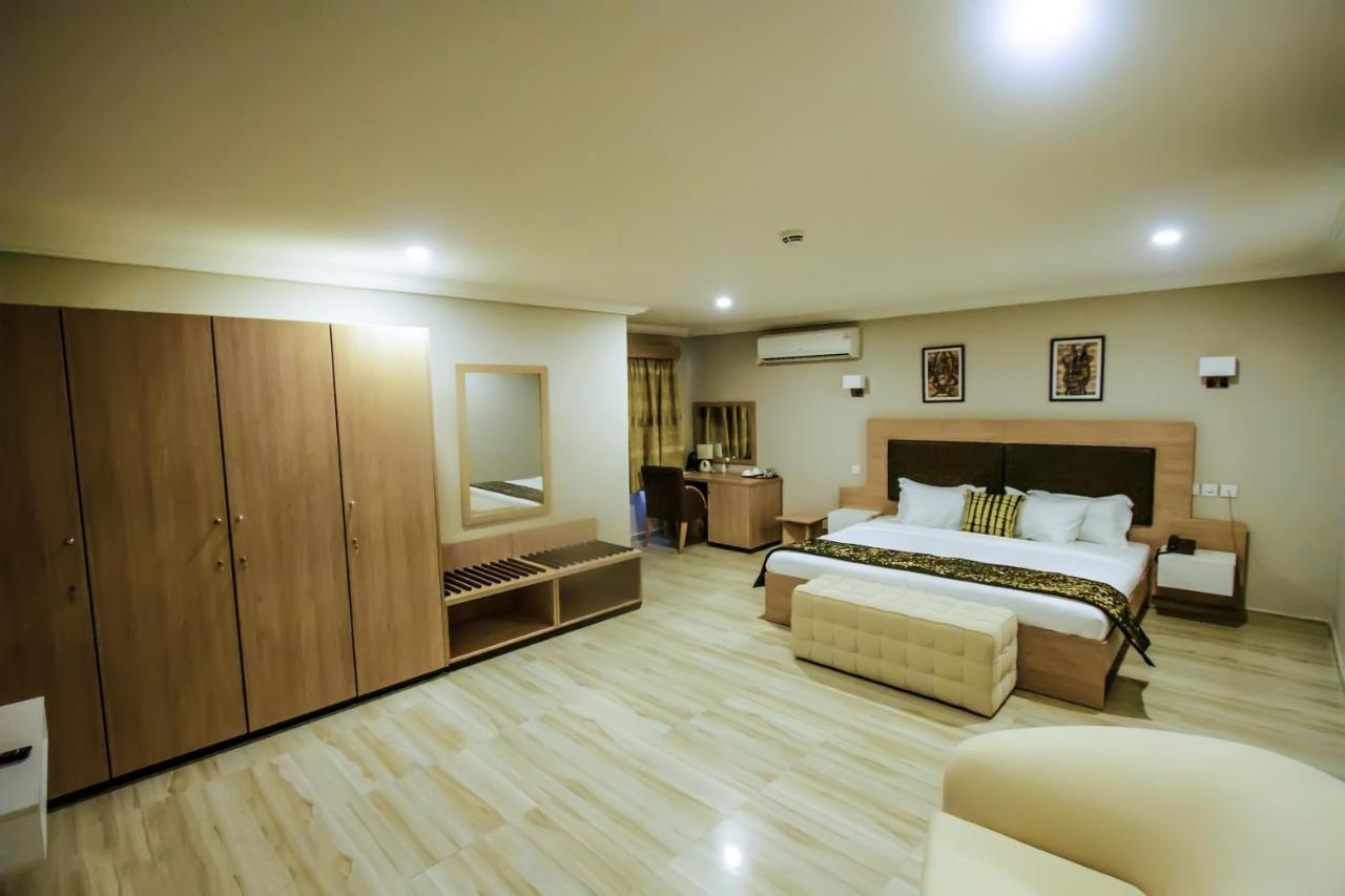 Visa Karena Hotels Port Harcourt Extérieur photo