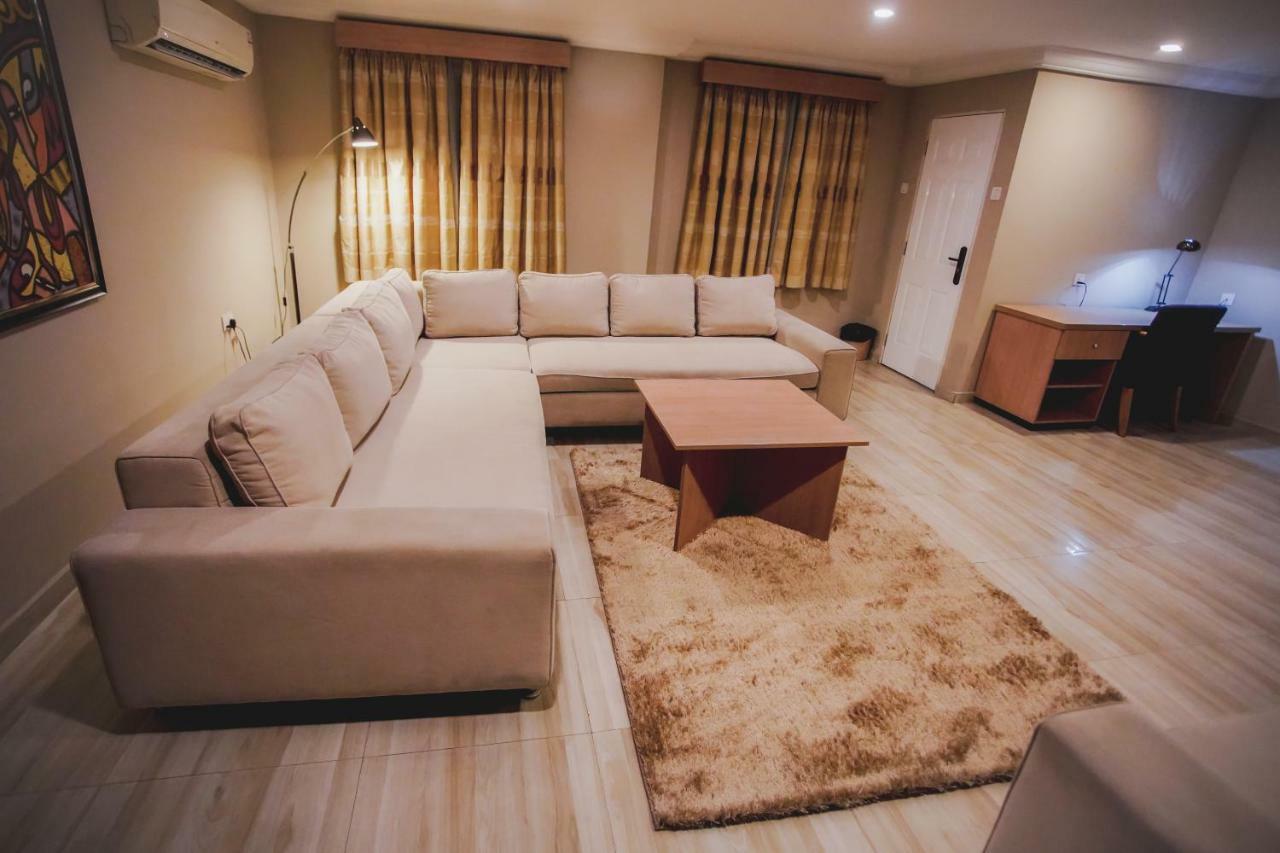 Visa Karena Hotels Port Harcourt Extérieur photo