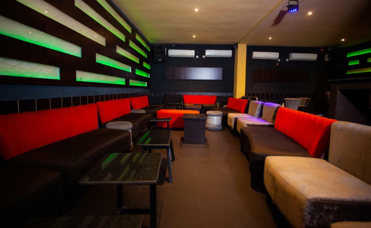 Visa Karena Hotels Port Harcourt Extérieur photo